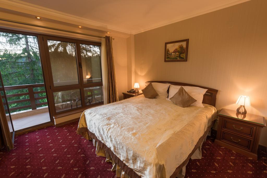 פויאנה ברשוב Edelweiss Poiana Hotels חדר תמונה