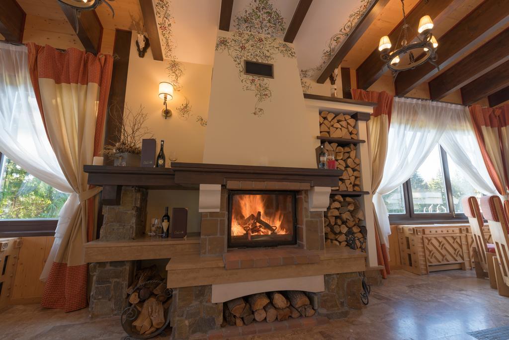 פויאנה ברשוב Edelweiss Poiana Hotels מראה חיצוני תמונה