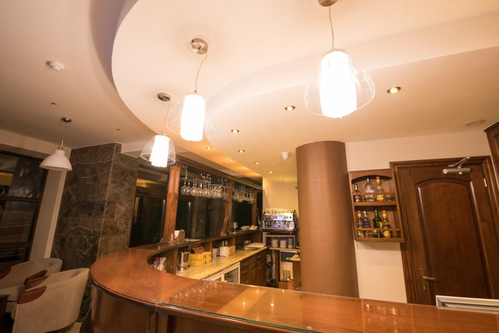 פויאנה ברשוב Edelweiss Poiana Hotels מראה חיצוני תמונה