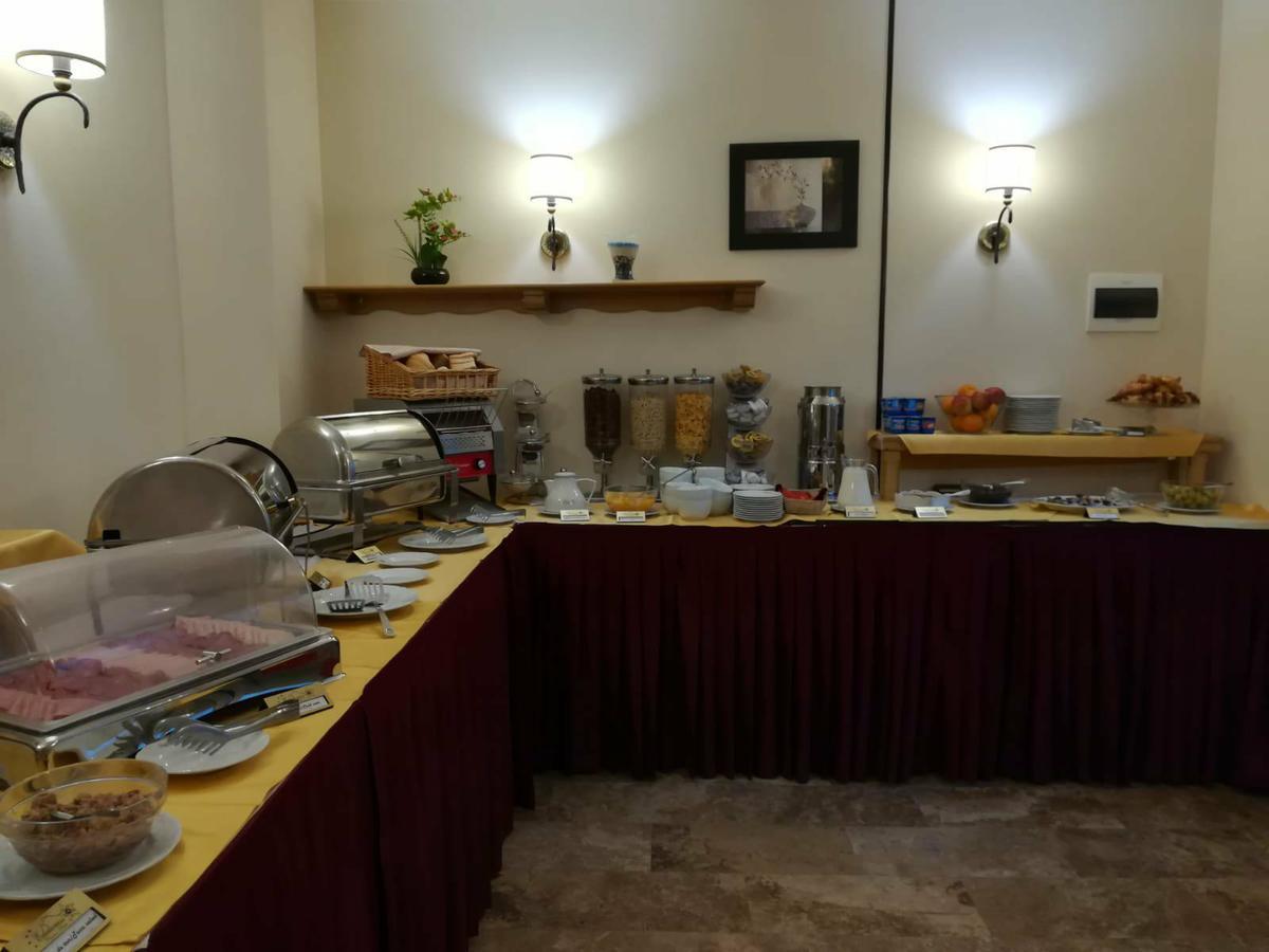 פויאנה ברשוב Edelweiss Poiana Hotels מראה חיצוני תמונה